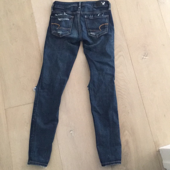 American eagle ripped low rise jeans - Picture 4 of 5